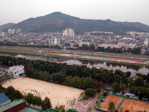 �ܺ����� - ��