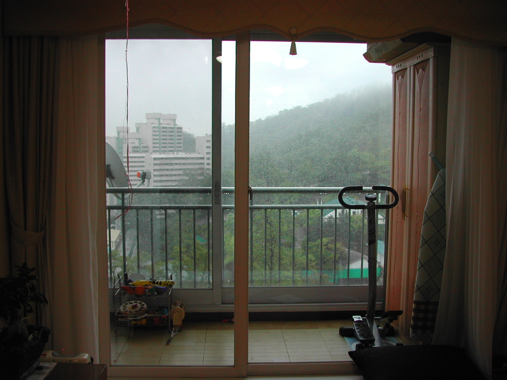 �ܺ����� - ��