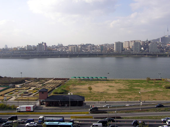 �ܺ����� - ��