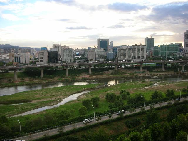 �ܺ����� - ��