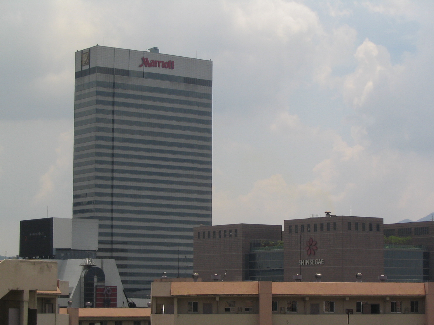 �ܺ����� - ��